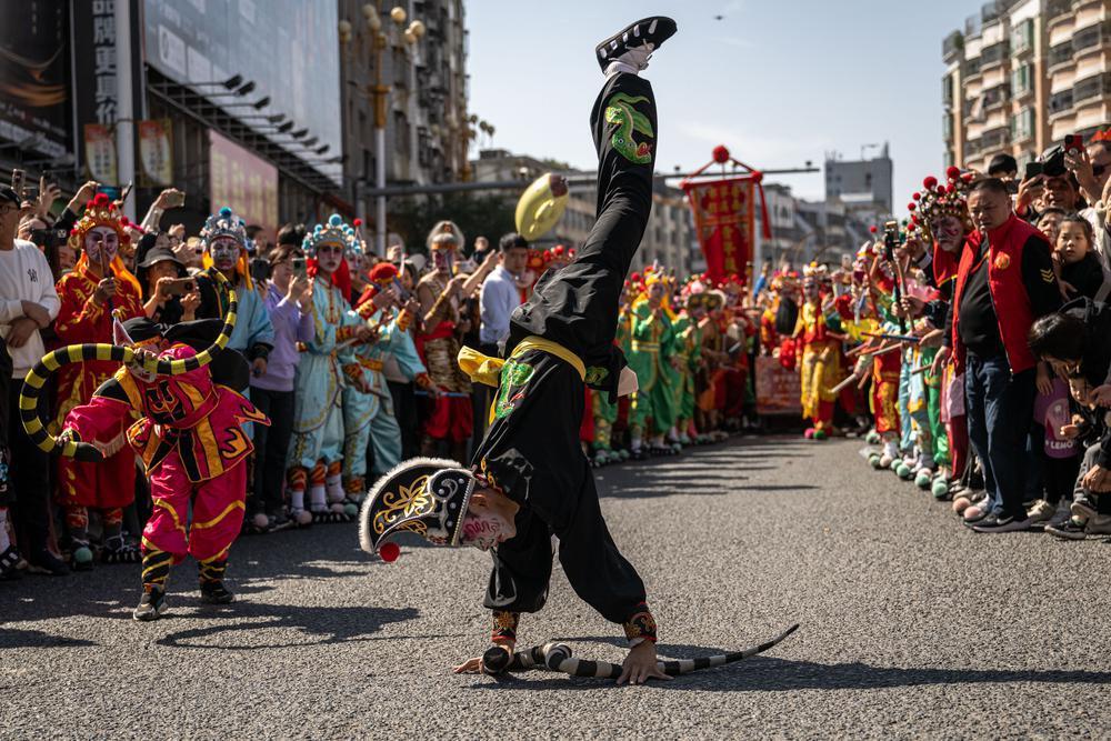 揭阳赤峰“鱼羊”上桌啦丨小雪•文化中国行AG真人百家家乐app初冬新寒有朋自暖!(图10) 揭阳赤峰“鱼羊”上桌啦丨小雪•文化中国行AG真人百家家乐app初冬新寒有朋自暖!(图10)