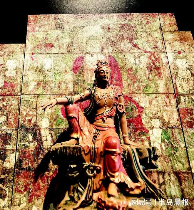 连藏家打造“冰箱贴博物馆”AG真人地址2400枚！大(图4)